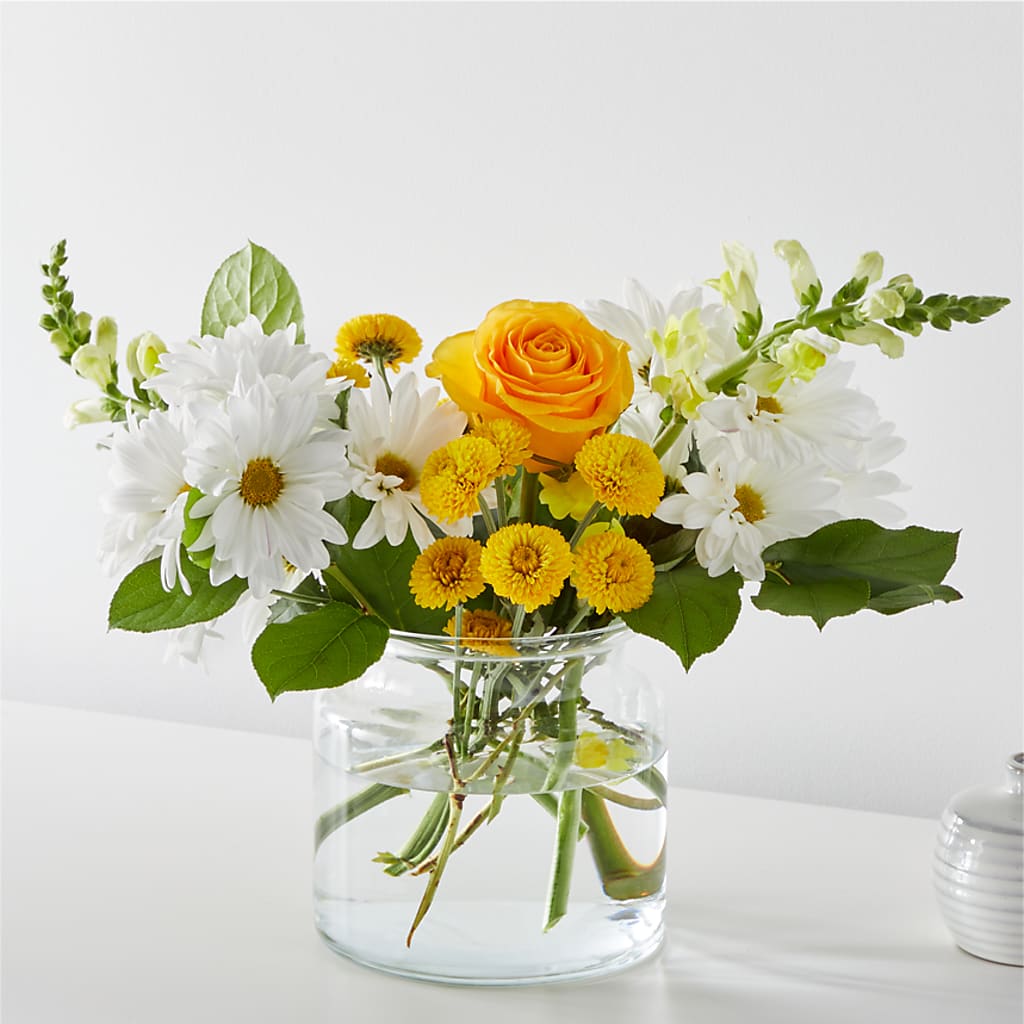 Sun Salutation Bouquet – Knaup Floral Inc, Cape Girardeau MO