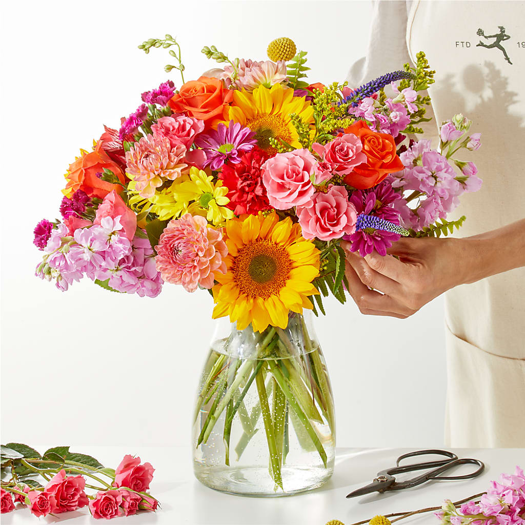Cue the Confetti - A Florist Original – Knaup Floral Inc, Cape Girardeau MO