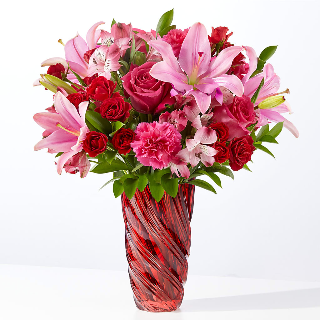 In Love Bouquet with Luxe Swirl Vase – Knaup Floral Inc, Cape Girardeau MO