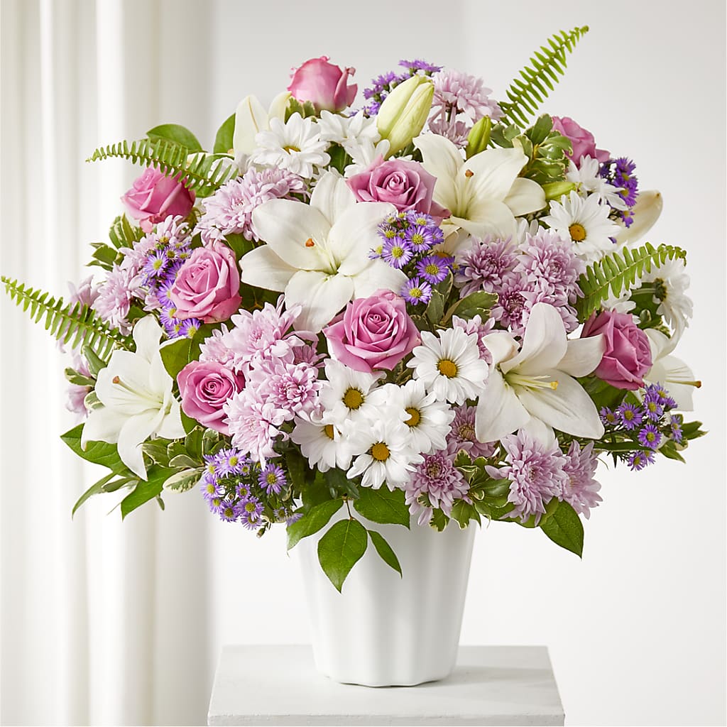 Warmest Thoughts Tabletop Basket – Knaup Floral Inc, Cape Girardeau MO