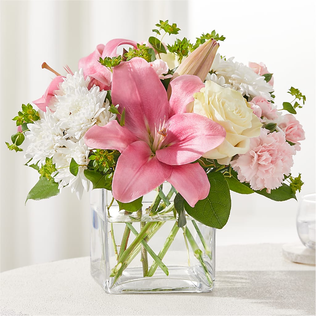By Your Side Bouquet – Knaup Floral Inc, Cape Girardeau MO