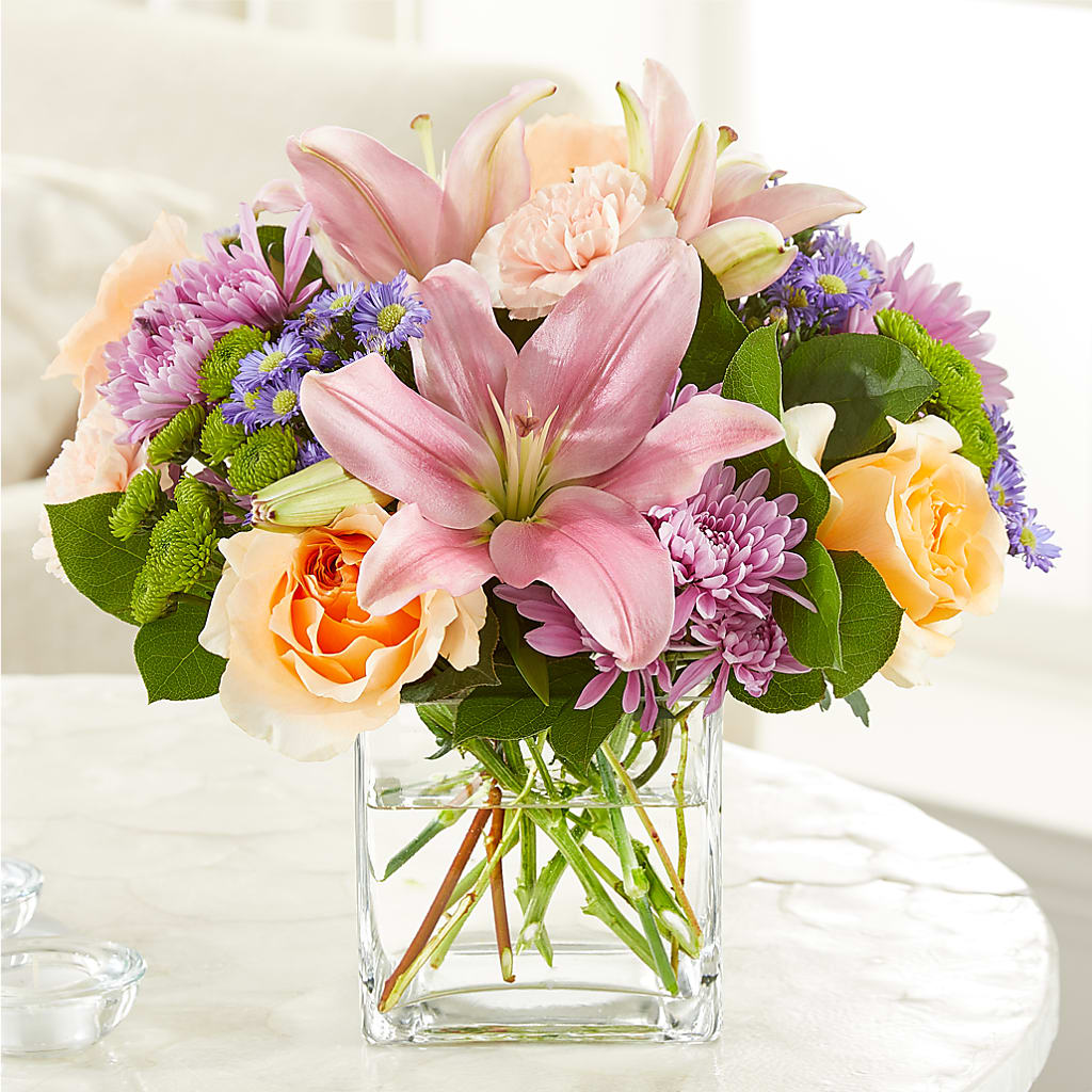 Delicate Details Bouquet – Knaup Floral Inc, Cape Girardeau MO