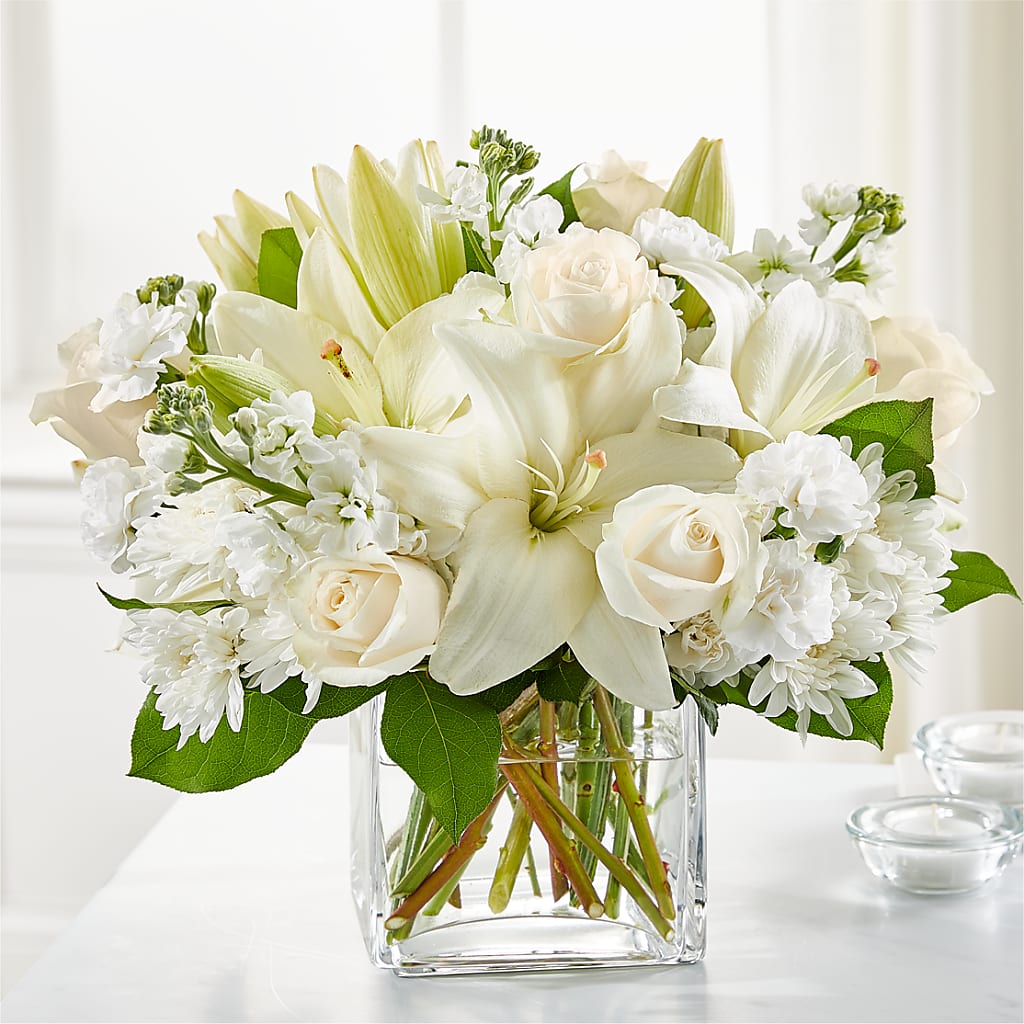 Gentle Breeze Bouquet – Knaup Floral Inc, Cape Girardeau MO