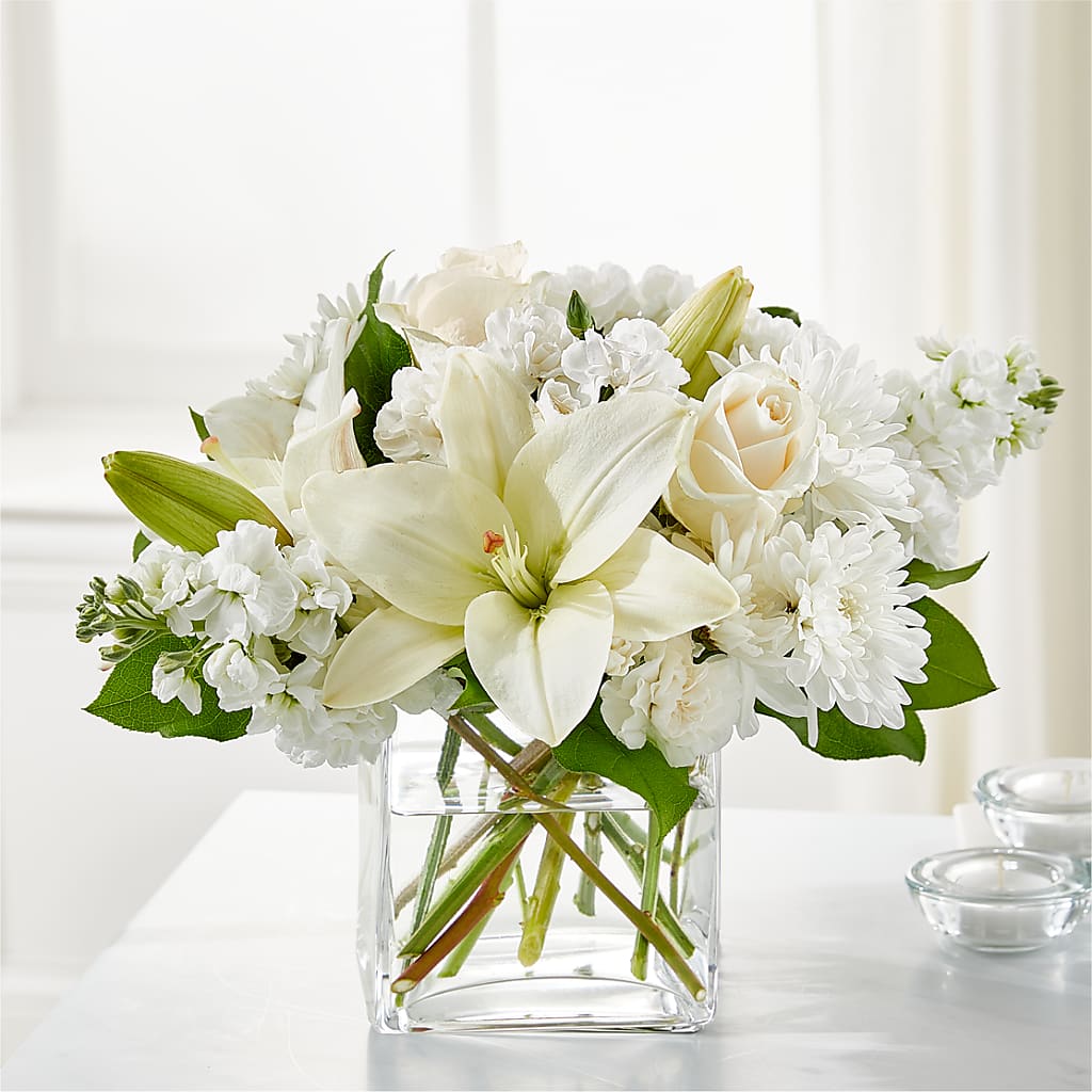 Gentle Breeze Bouquet – Knaup Floral Inc, Cape Girardeau MO