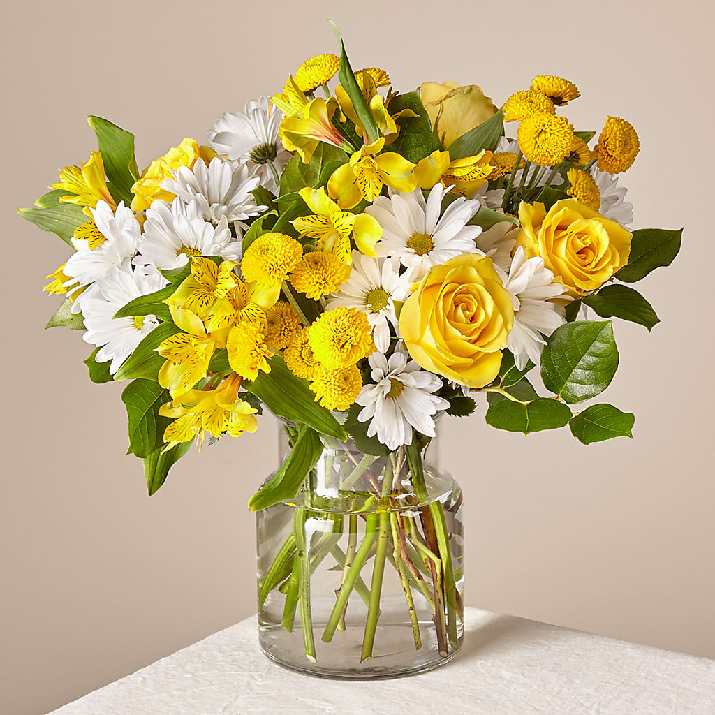 Sunny Sentiments Bouquet – Knaup Floral Inc, Cape Girardeau MO