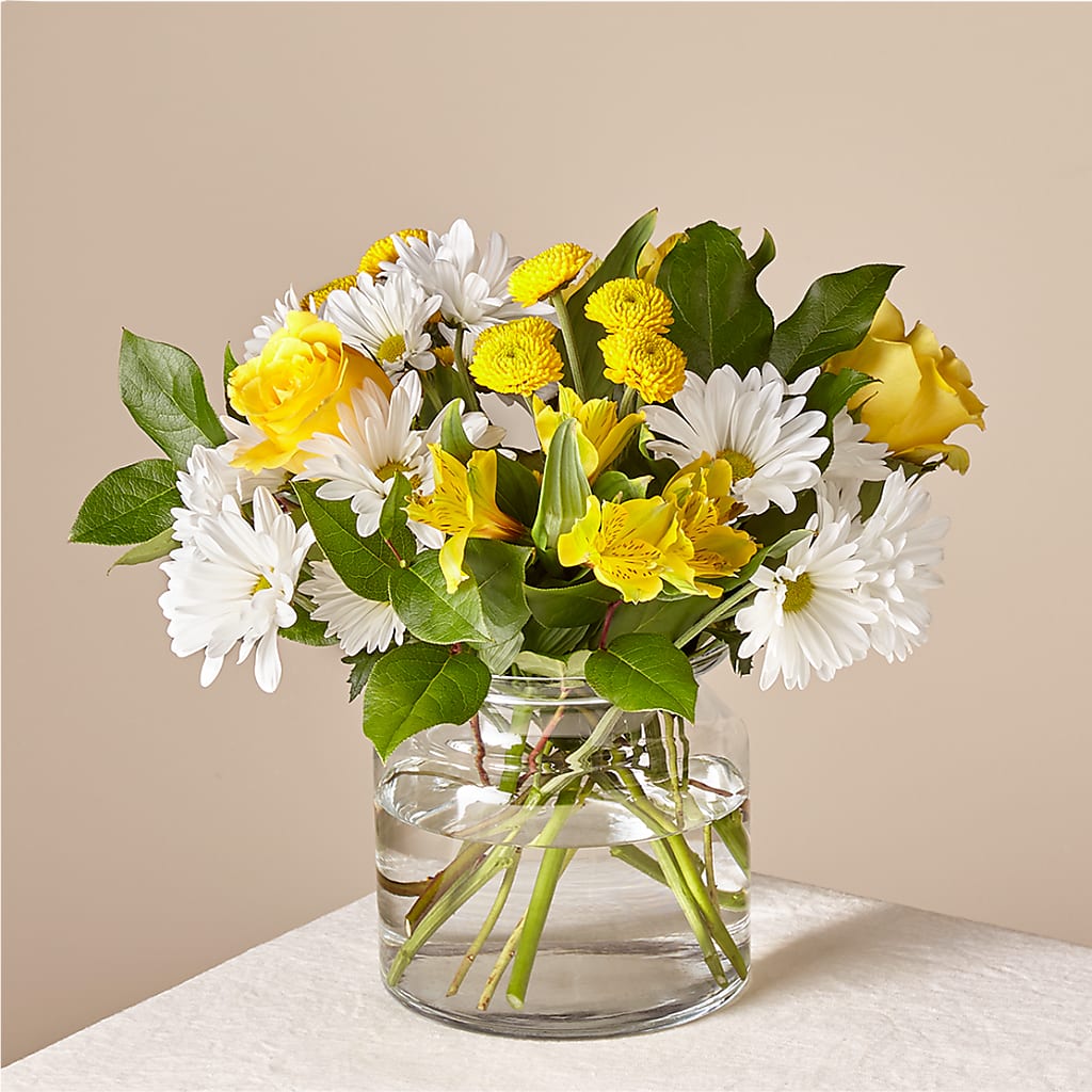 Sunny Sentiments Bouquet – Knaup Floral Inc, Cape Girardeau MO