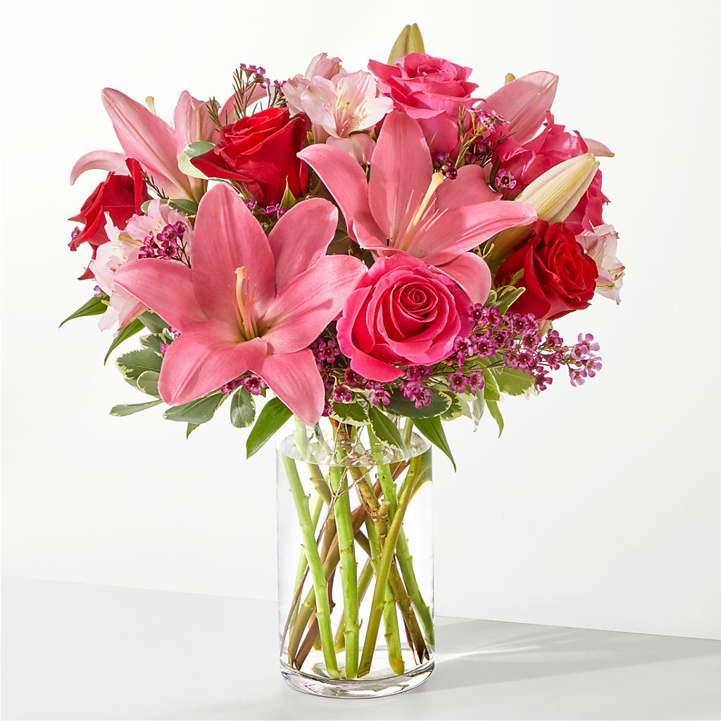 Lucky in Love Bouquet – Knaup Floral Inc, Cape Girardeau MO