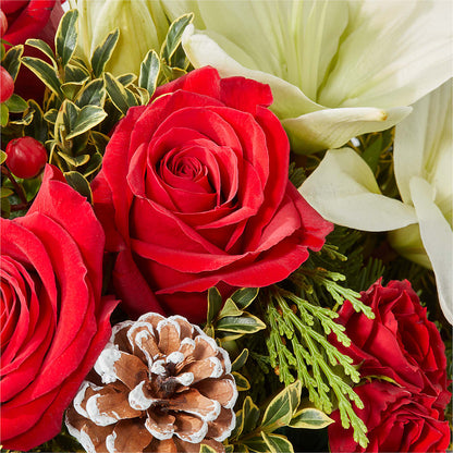 Snowy Wonderland Bouquet –  Knaup Floral Inc, Cape Girardeau MO