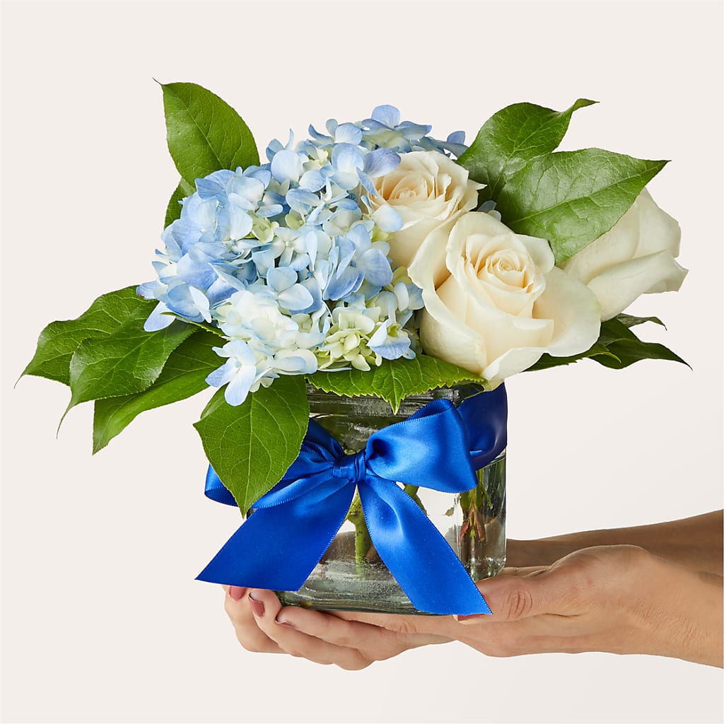 Sky Blue Delight Bouquet –  Knaup Floral Inc, Cape Girardeau MO