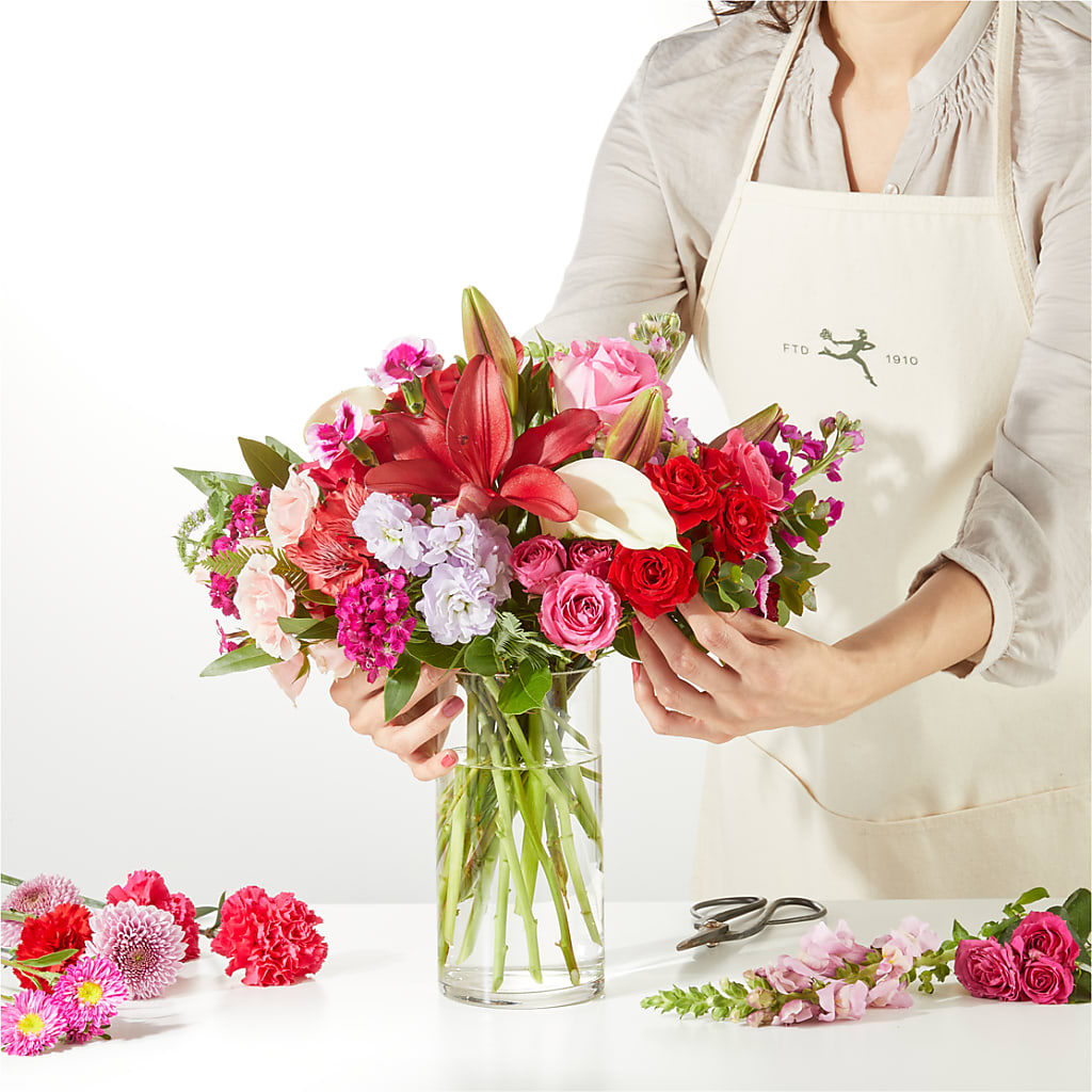 Swooning Over You - A Luxury Florist Original –  Knaup Floral Inc, Cape Girardeau MO