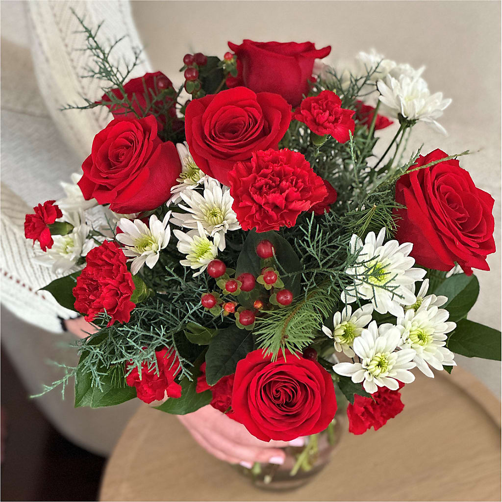 Seasonal Magic Bouquet –  Knaup Floral Inc, Cape Girardeau MO