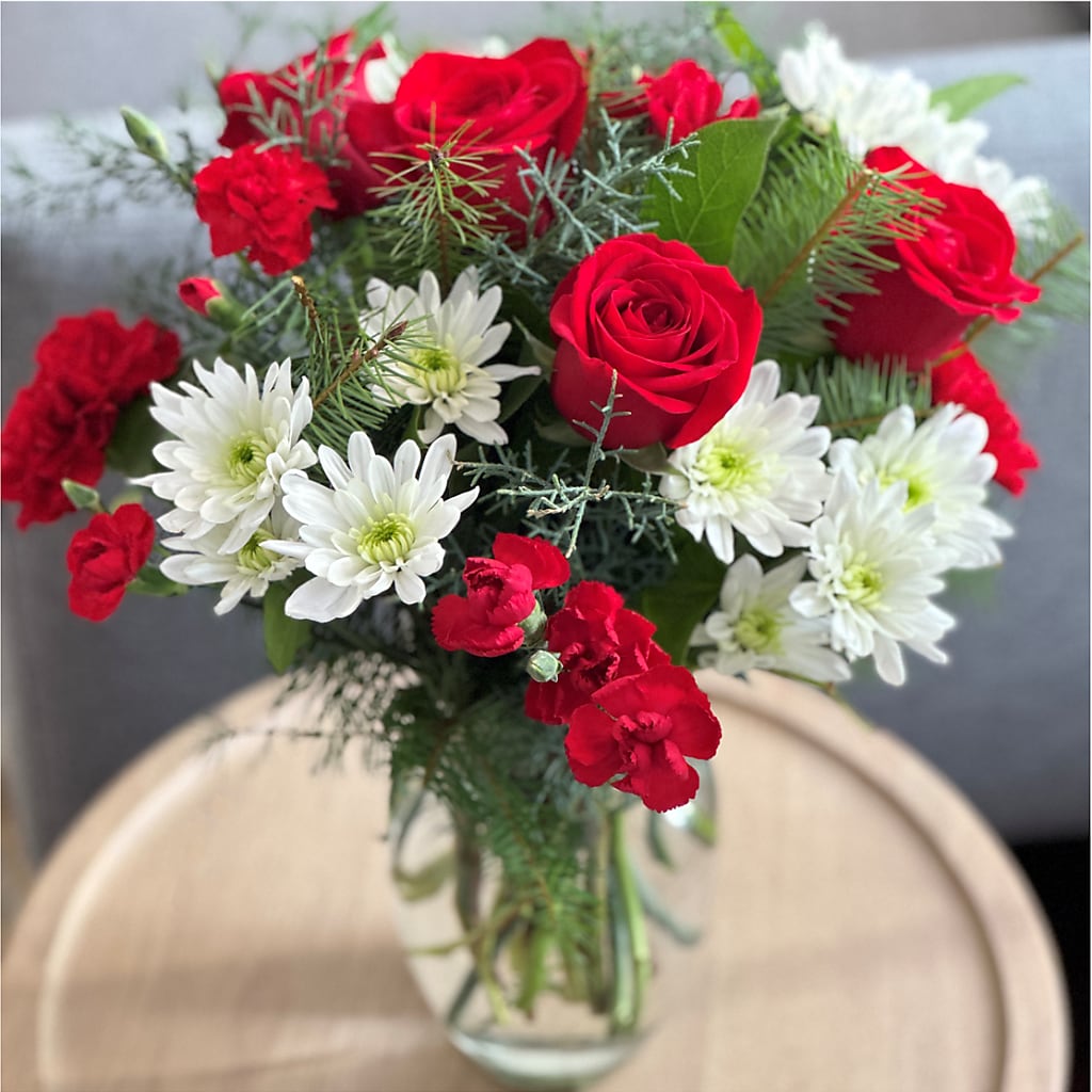 Seasonal Magic Bouquet –  Knaup Floral Inc, Cape Girardeau MO