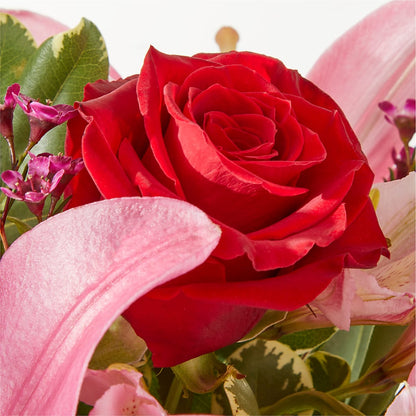 Lucky in Love Bouquet –  Knaup Floral Inc, Cape Girardeau MO