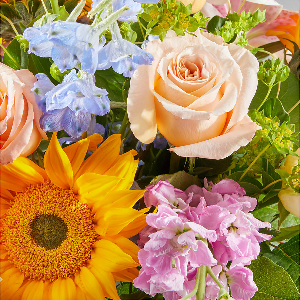 Dreamy Meadows Bouquet –  Knaup Floral Inc, Cape Girardeau MO