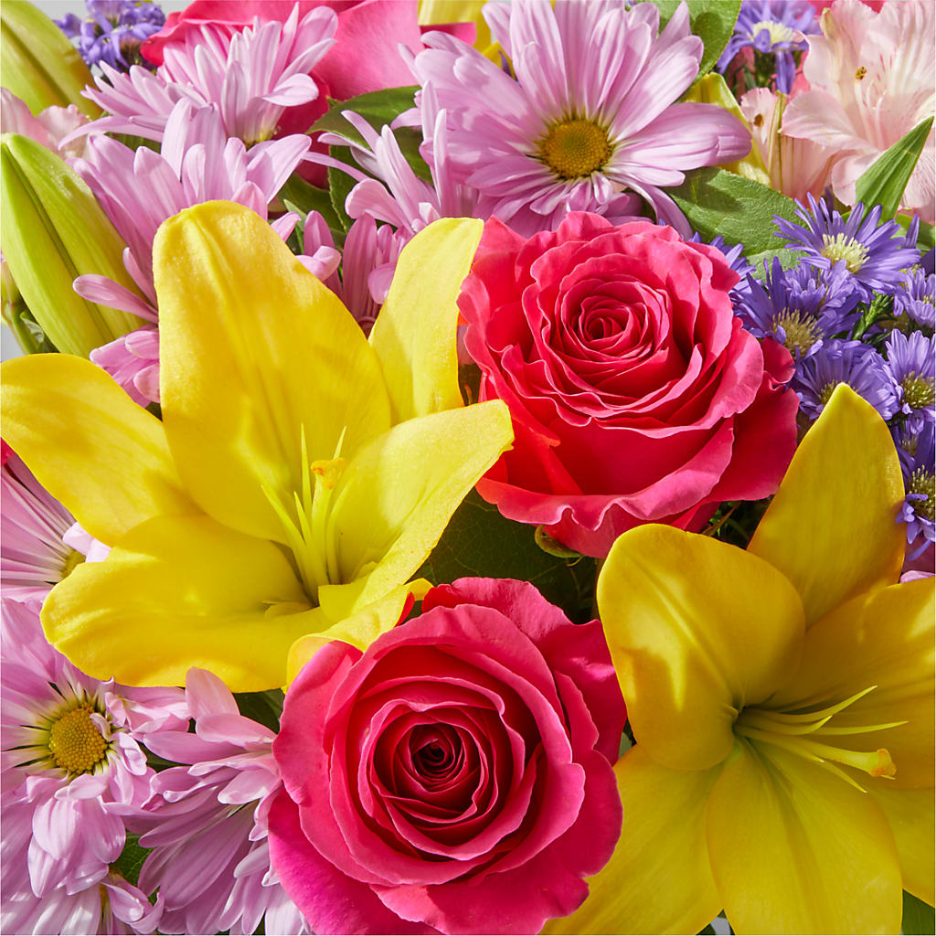 Sprinkles Bouquet –  Knaup Floral Inc, Cape Girardeau MO