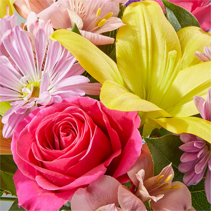 Sprinkles Bouquet –  Knaup Floral Inc, Cape Girardeau MO